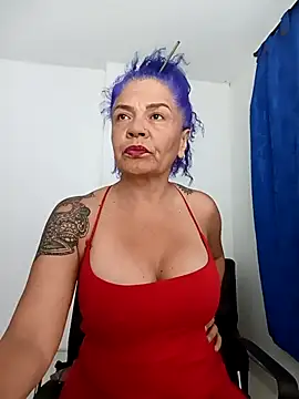Snapshot of freyadevil333 chatting on 01.18.25 freyadevil333 online show from 01.18.25