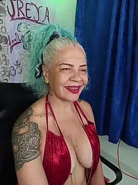 freyadevil333 online show from 04.14.26