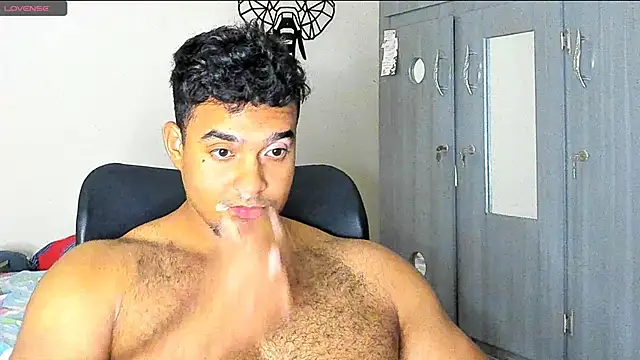 Big furry bear13 online show from 01.11.25