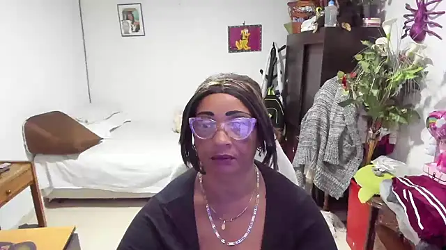 Snapshot of Mrs_mommy_ chatting on 02.13.25 Mrs mommy online show from 02.13.25
