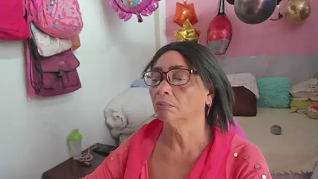 Mrs mommy  online show from 03.31.26