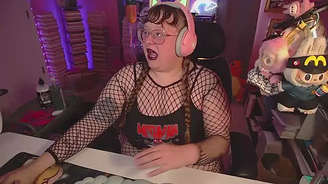 FatVeronica online show from 06.18.26