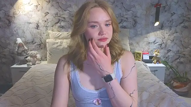 Aurora Golden1 online show from 04.06.26