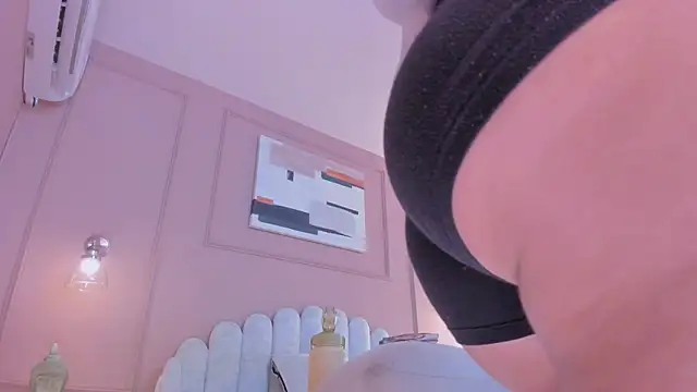 lia ass  online show from 02.06.25