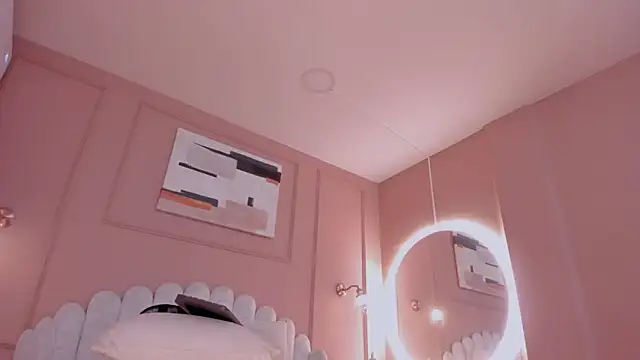 lia ass  online show from 09.28.25