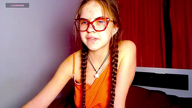 Sarah HS online show from 12.03.24