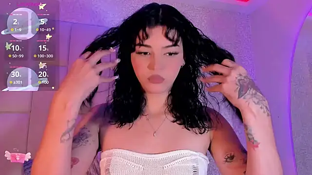 Snapshot of Summer_walkerr chatting on 01.05.25 Summer walkerr online show from 01.05.25