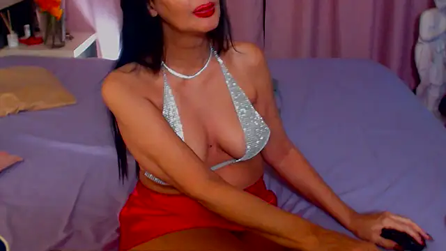 Snapshot of shannon4u chatting on 02.02.25 shannon4u online show from 02.02.25