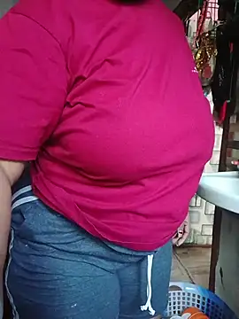 Snapshot of Ivy-09 chatting on 02.11.26 Ivy-09 online show from 02.11.26