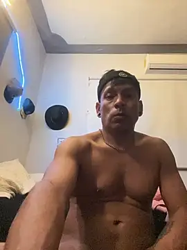 Snapshot of Capxxx chatting on 02.15.26 Capxxx online show from 02.15.26