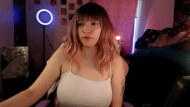 AllyDonfort online show from 04.22.26