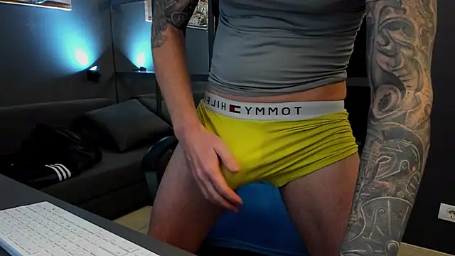 AronGrant online show from 02.07.26