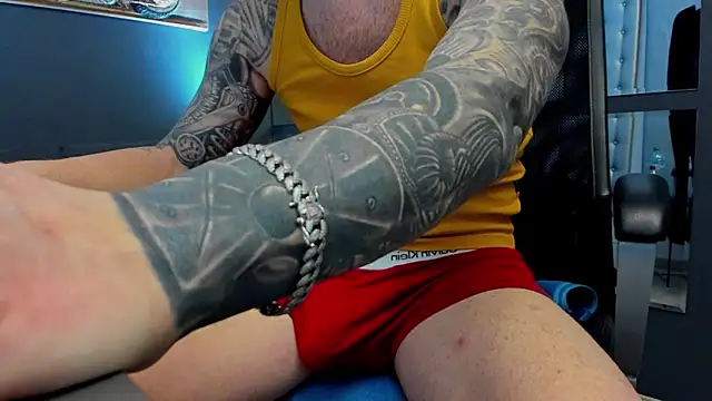 AronGrant online show from 04.04.26