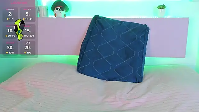 Miiaa doll online show from 02.07.25