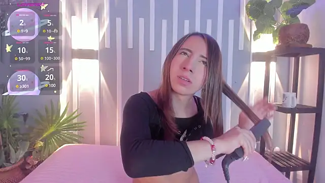 Miiaa doll online show from 03.05.25