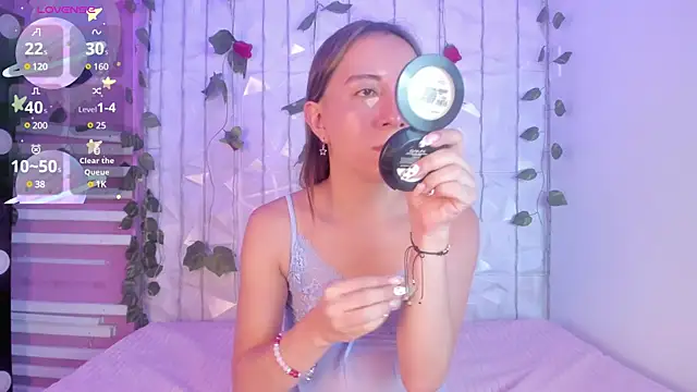 Miiaa doll online show from 03.19.25