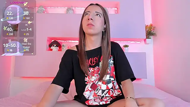 Miiaa doll online show from 03.20.25