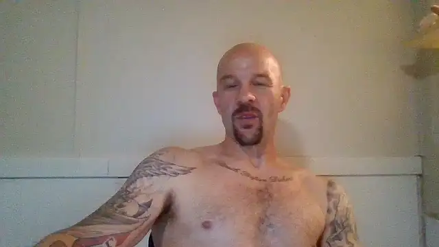 Snapshot of Kinkster615 chatting on 06.25.26 Kinkster615 online show from 06.25.26