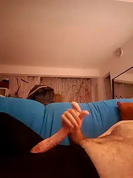 Snapshot of terisdfg chatting on 12.15.24 terisdfg online show from 12.15.24