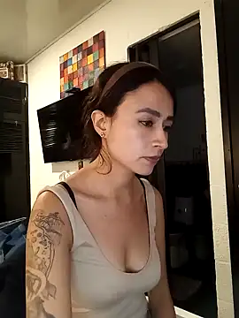 Snapshot of reme_ark23 chatting on 02.10.25 reme ark23 online show from 02.10.25