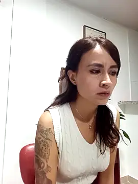 Snapshot of reme_ark23 chatting on 03.21.25 reme ark23 online show from 03.21.25