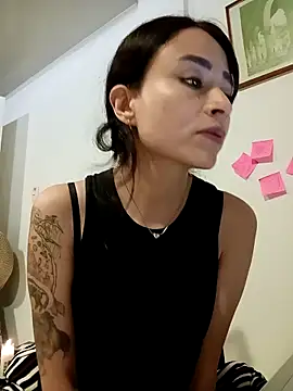 Snapshot of reme_ark23 chatting on 09.10.25 reme ark23 online show from 09.10.25