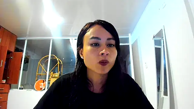 Snapshot of reme_ark23 chatting on 10.21.25 reme ark23 online show from 10.21.25