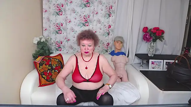 YourHotGranny online show from 06.04.26