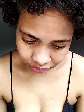 Su Duarte 1 online show from 10.17.25