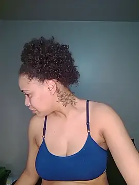 Su Duarte 1 online show from 04.06.26