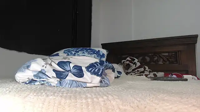 Snapshot of Karentatiana_ chatting on 01.07.26 Karentatiana online show from 01.07.26