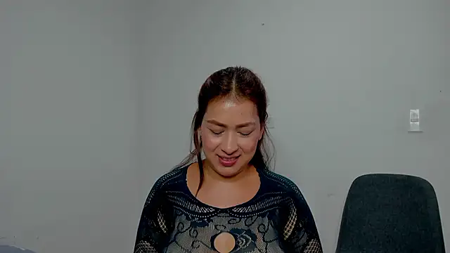 Miaa Garcia online show from 11.15.25