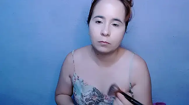 SubLayla01 online show from 01.27.25