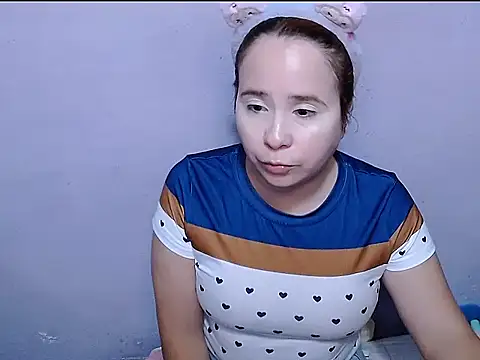 SubLayla01 online show from 05.10.26