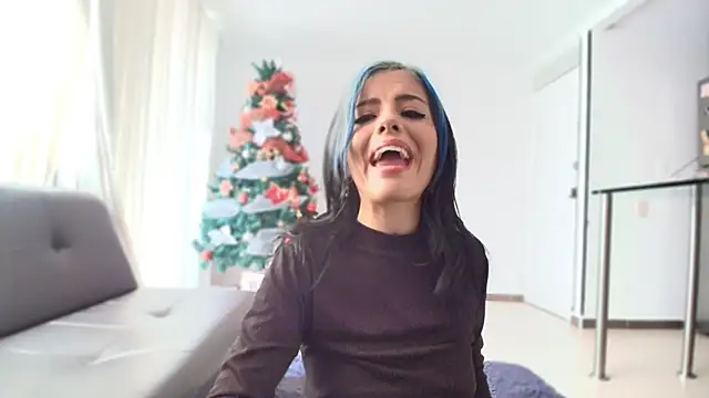 Alicia Ortiiz online show from 12.17.25