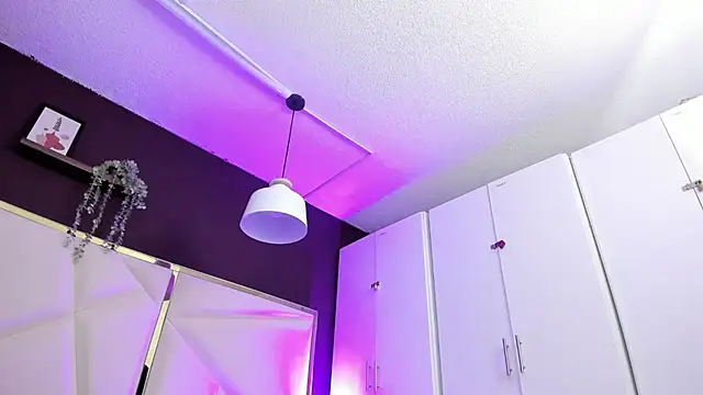 April bowie online show from 04.07.26