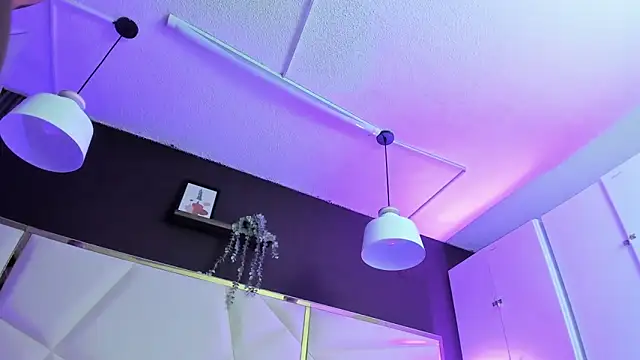 April bowie online show from 04.17.26