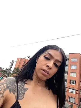 Snapshot of AbbyFtLuna chatting on 12.10.24 AbbyFtLuna online show from 12.10.24