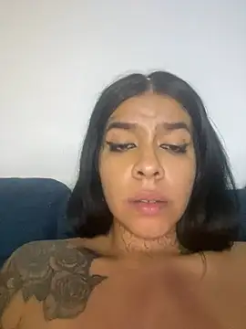 Snapshot of AbbyFtLuna chatting on 12.26.24 AbbyFtLuna online show from 12.26.24