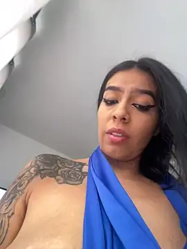 Snapshot of AbbyFtLuna chatting on 01.03.25 AbbyFtLuna online show from 01.03.25