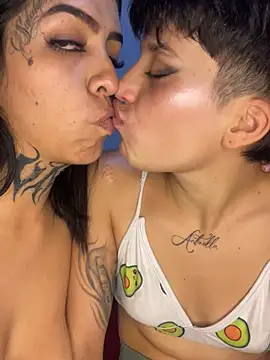 Snapshot of AbbyFtLuna chatting on 02.11.25 AbbyFtLuna online show from 02.11.25