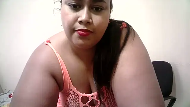 Snapshot of abril_sexy04 chatting on 10.18.25 abril sexy04 online show from 10.18.25