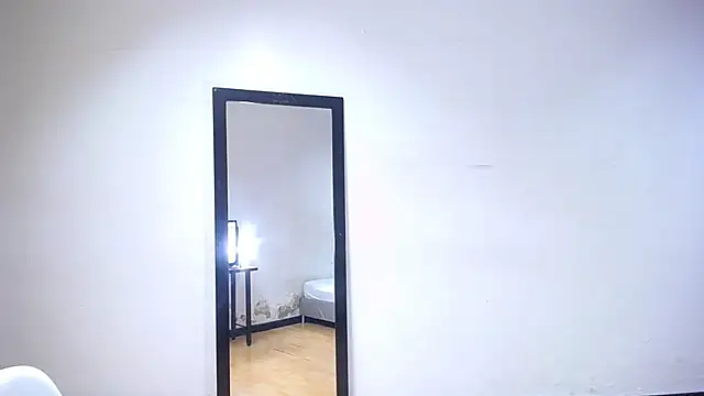 Snapshot of exotic_karmella chatting on 01.24.25 exotic karmella online show from 01.24.25