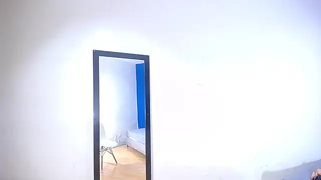 Snapshot of exotic_karmella chatting on 09.19.25 exotic karmella online show from 09.19.25