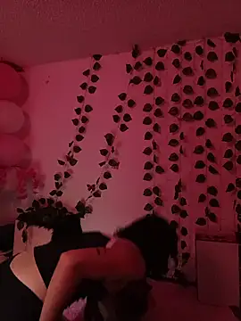 Snapshot of Hellen_dumont chatting on 10.23.25 Hellen dumont online show from 10.23.25