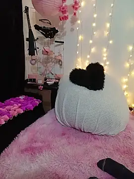 Snapshot of Hellen_dumont chatting on 11.05.25 Hellen dumont online show from 11.05.25