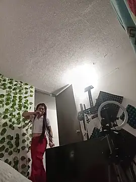 Snapshot of Hellen_dumont chatting on 11.13.25 Hellen dumont online show from 11.13.25