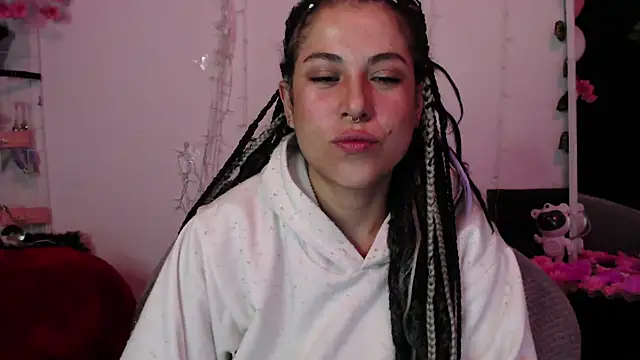 Snapshot of Hellen_dumont chatting on 11.19.25 Hellen dumont online show from 11.19.25