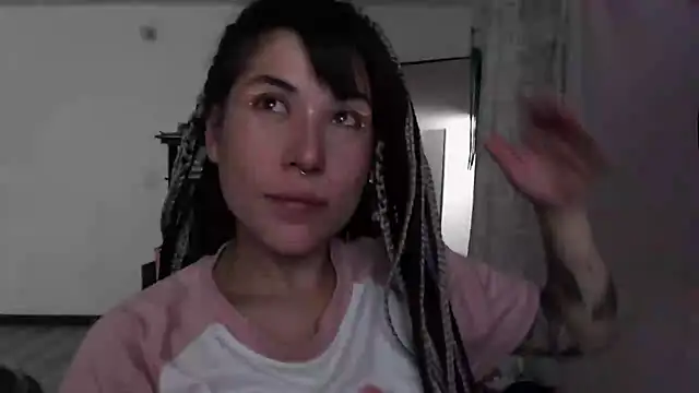 Snapshot of Hellen_dumont chatting on 11.28.25 Hellen dumont online show from 11.28.25