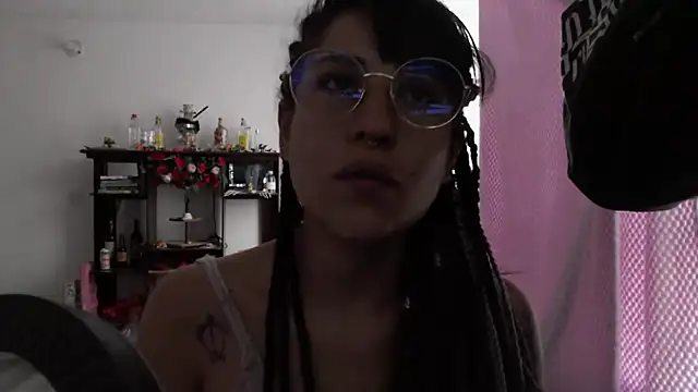 Snapshot of Hellen_dumont chatting on 11.28.25 Hellen dumont online show from 11.28.25